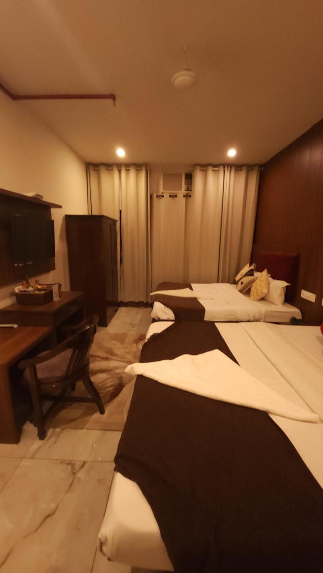 Hotel Bliss Stay Chandīgarh Exteriér fotografie